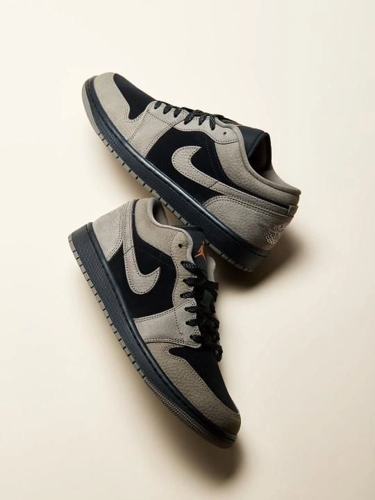 NIIKE AIR JORDA_N 1 LOW SE OLIVE GREY BLACK FIX 8