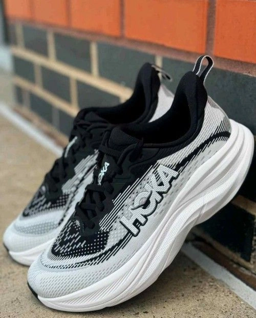 Hoka Skyflow Wide Black White 5