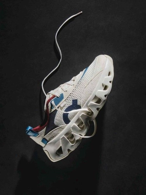On Cloud X Kith K-Tech 2 White Real Teal 2