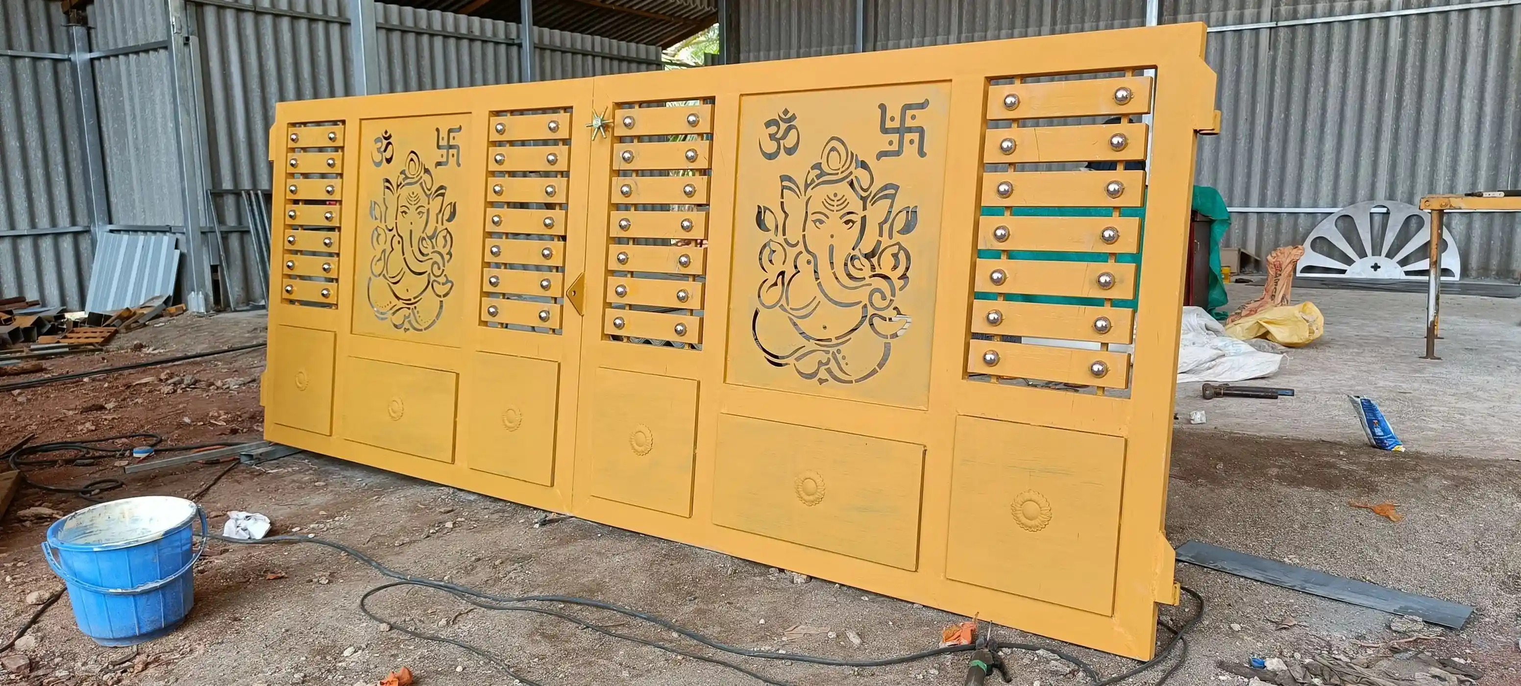 Gates 18