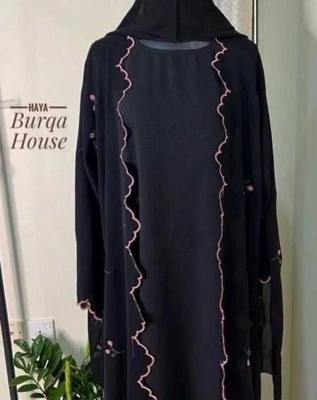 Pintresty Trendy Dubai Embroidery Cutwork Abaya 3