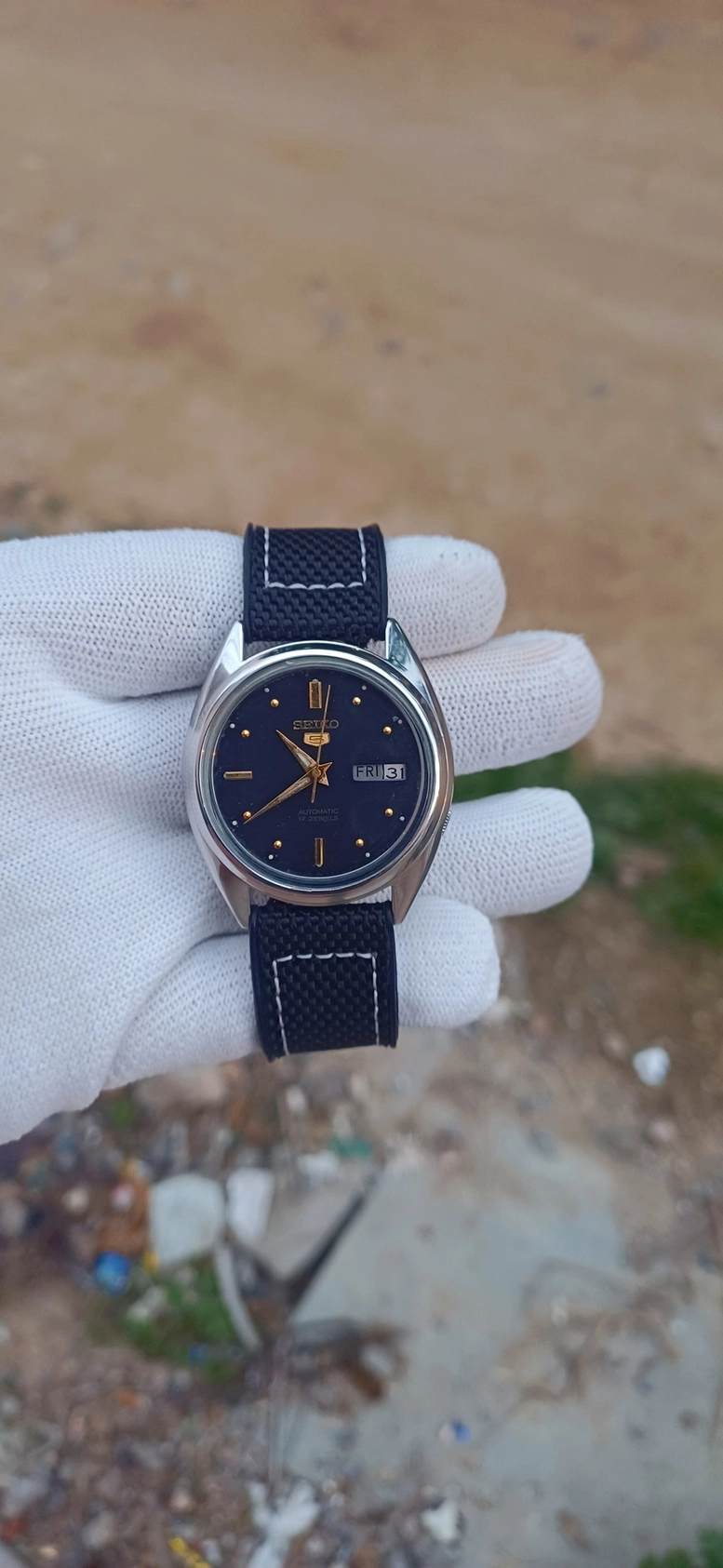 Beautiful Vintage Seiko 5 Automatic 2