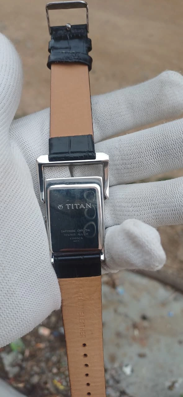 Vintage Titan Classic Slim Watch 4