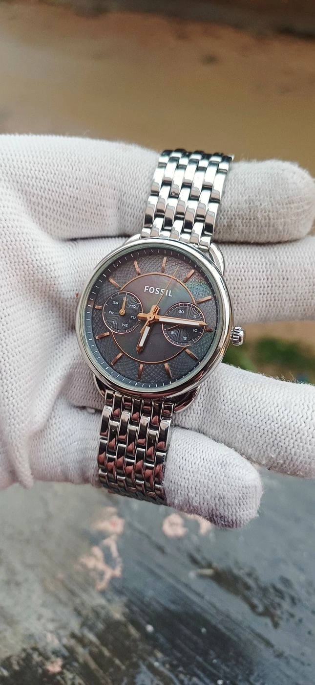 RARE FOSSIL WOMEN’S TAILOR 3