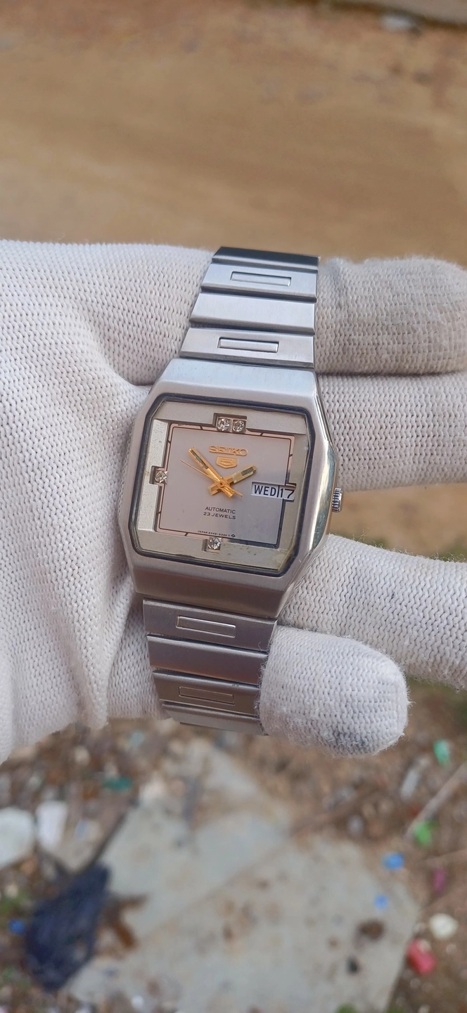Vintage Seiko 5 Automatic – Classic 4
