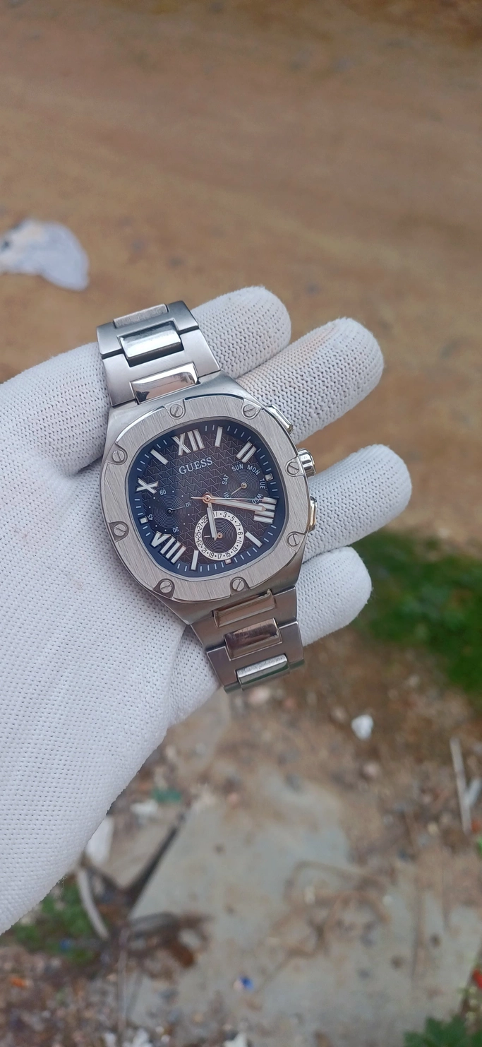 Premium Guess Headline Multifunction Quartz 2