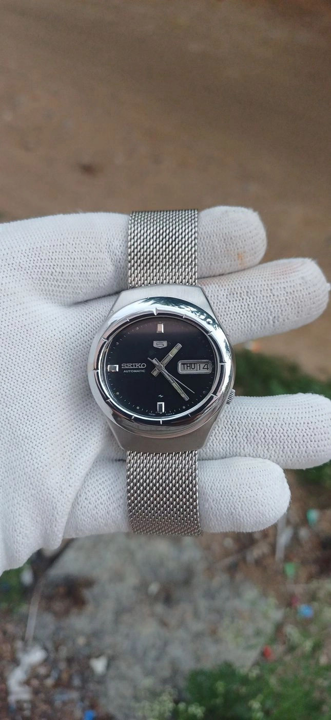 Vintage Seiko 5 Automatic 1