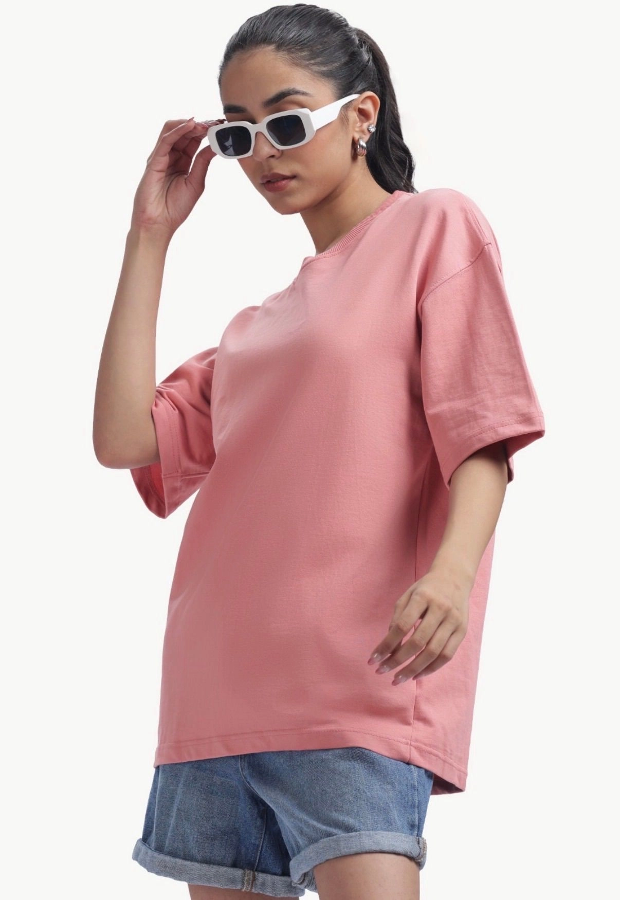 Oversized Minimal Tee 2