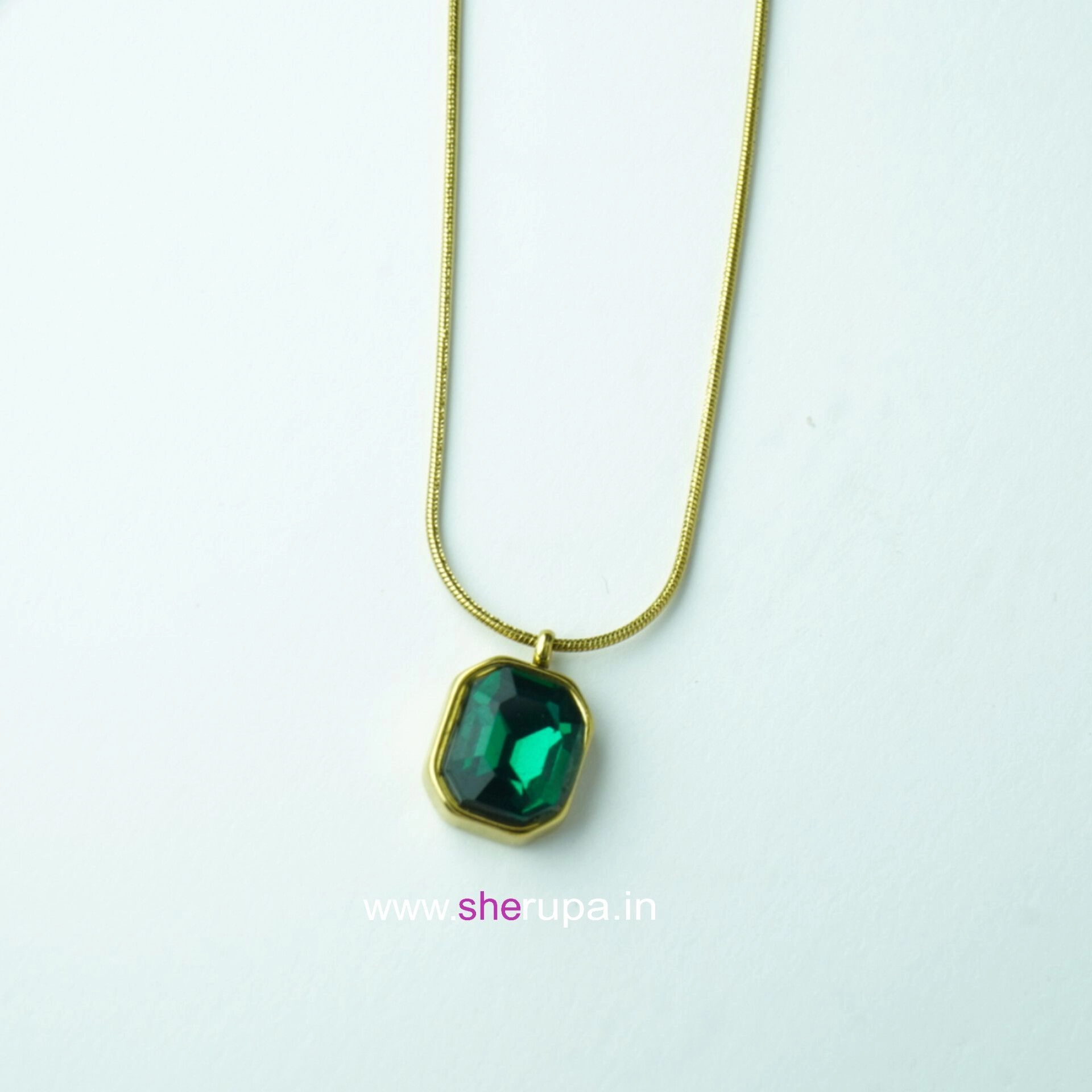 Gold Tone Green Stone Pendant Necklace for Women