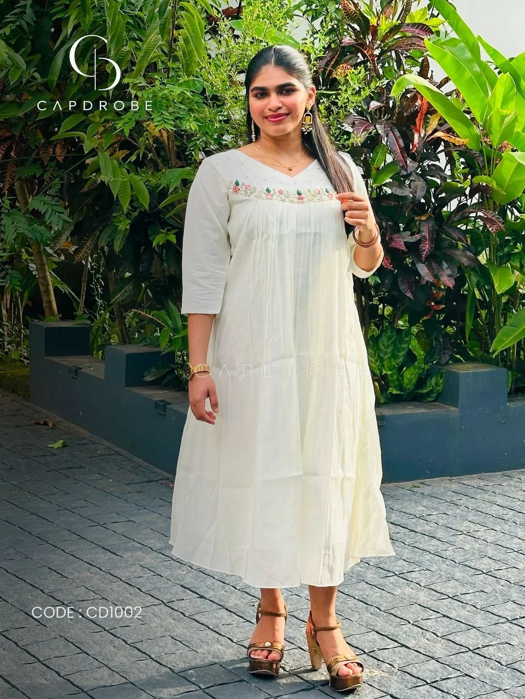 Ivory White Floral Embroidered Gathered A-Line Kurta | Mul Chanderi 2