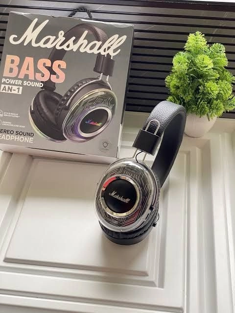 Marshall Wireless LED Glow Bluetooth Headphones 1