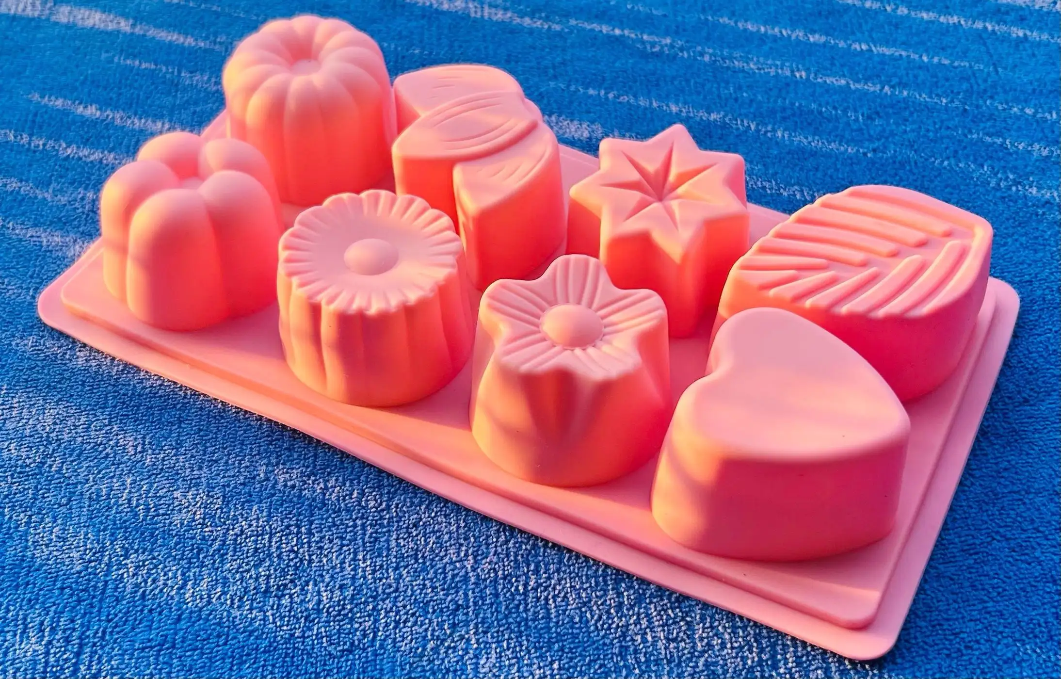 8 Cavity Leaf, Heart & Flower Shape Silicone Mould 2