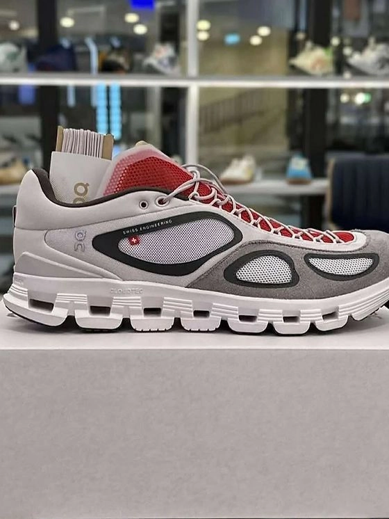 On Cloud X FKA Twigs Lily Top notch UA quality 2