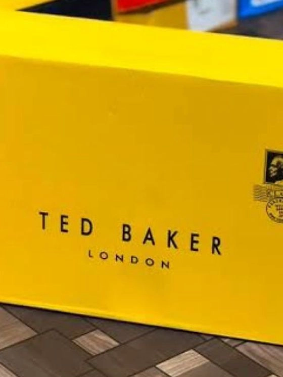 Ted Baker (one side zip , chelsea boots) Top leather quality 9