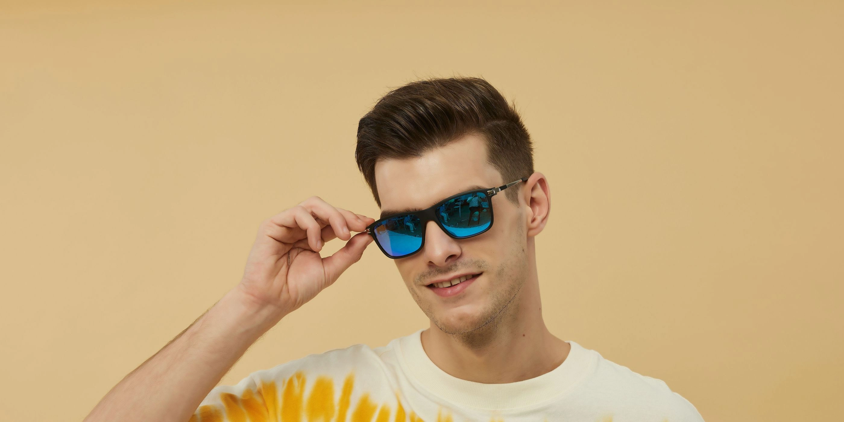 SUNGLASSES