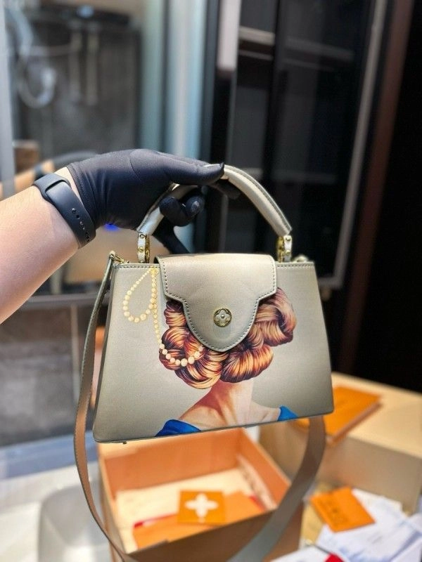 Louiis Vuitton LV Capucines M23841 Artycapucines Premium Quality Leather Bag With OG Magnetic Box & Dust Bag & Extra Shoulder Strap (White - 713) 1
