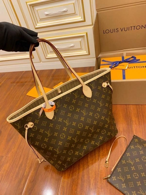 LouiIs_Vuitton Neverfull Bandoulire Monogram Inside Out MM Handbag Reversable Bag High End Quality With Premium Packaging 4