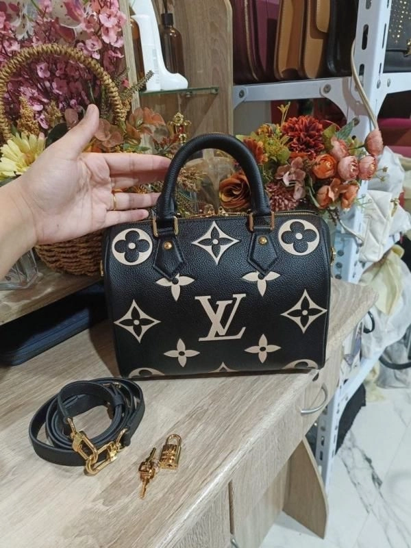 Louis_Vuitton_Speedy_Black-White_Highend_With_OriginalPacking 6