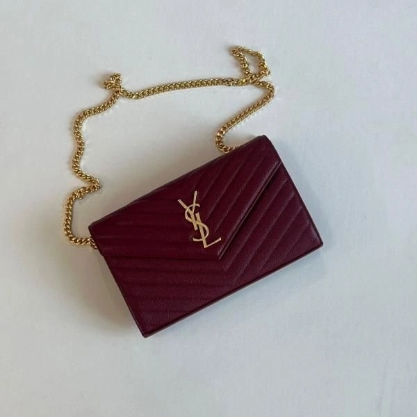 YVES_SAINT_LAURENT_YSL_CASSANDRE_ENVELOPE_CHAIN_CROSSBODY_BAG_WITH_OG_BOX_DUSTBAG_CARDS_TAGS_ETC
 2200  100001 2