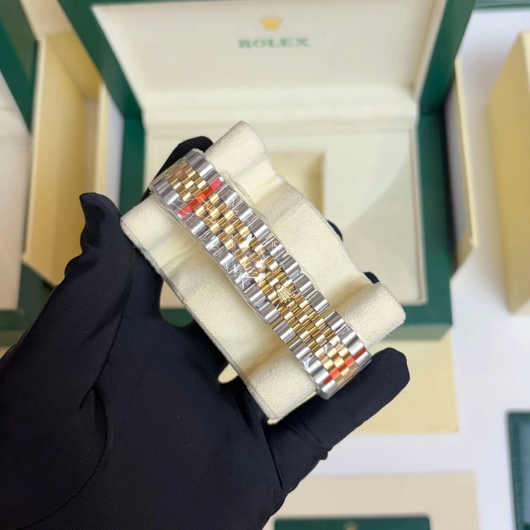 Rolex Dweller automatic 2