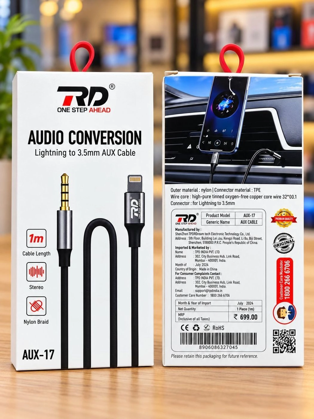 TRD AUX-17 Lightning to 3.5mm AUX Audio Conversion Cable – 1 Meter 1