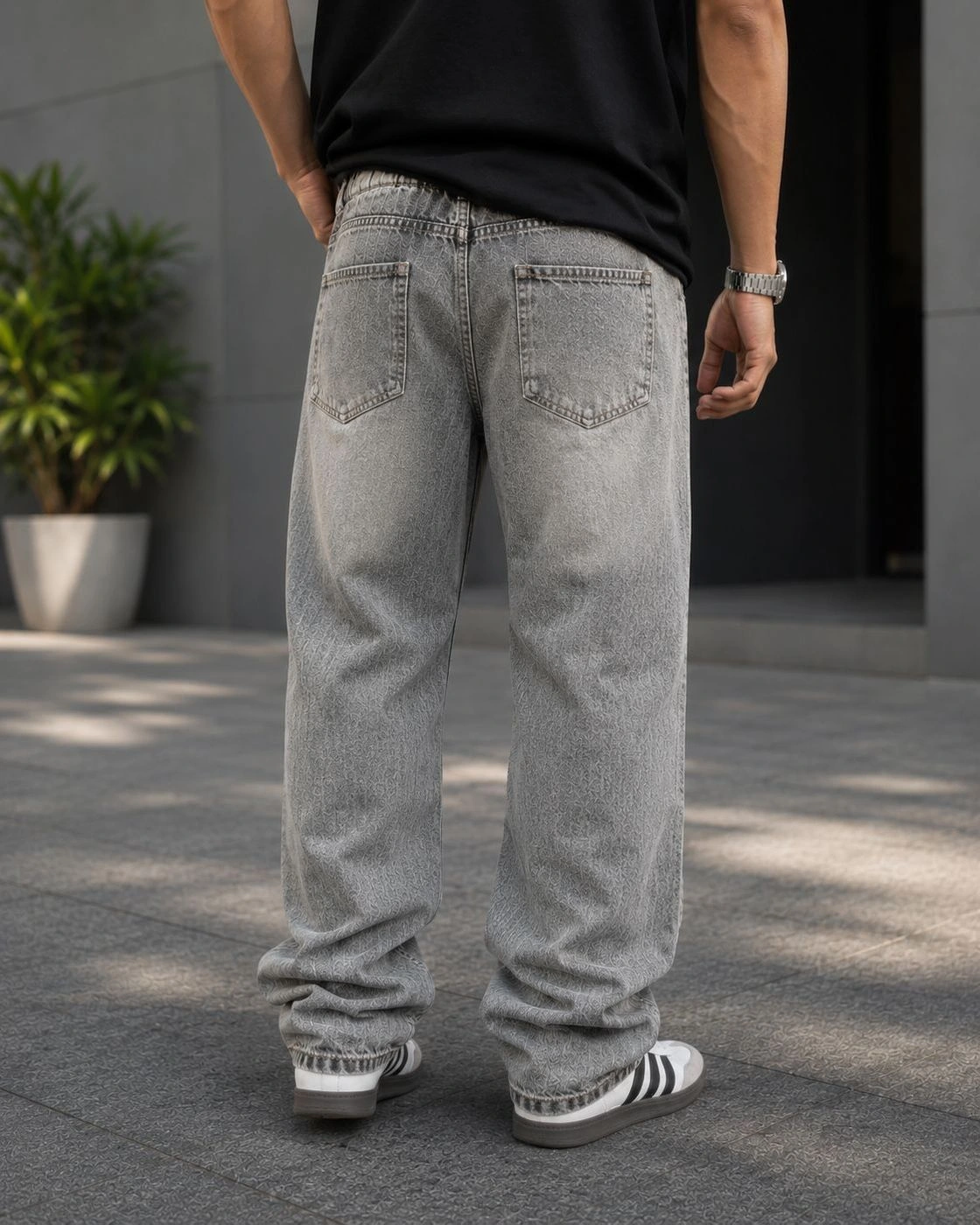 Men's Urban Loose Fit Grey Snow Wash Denim Joggers 2