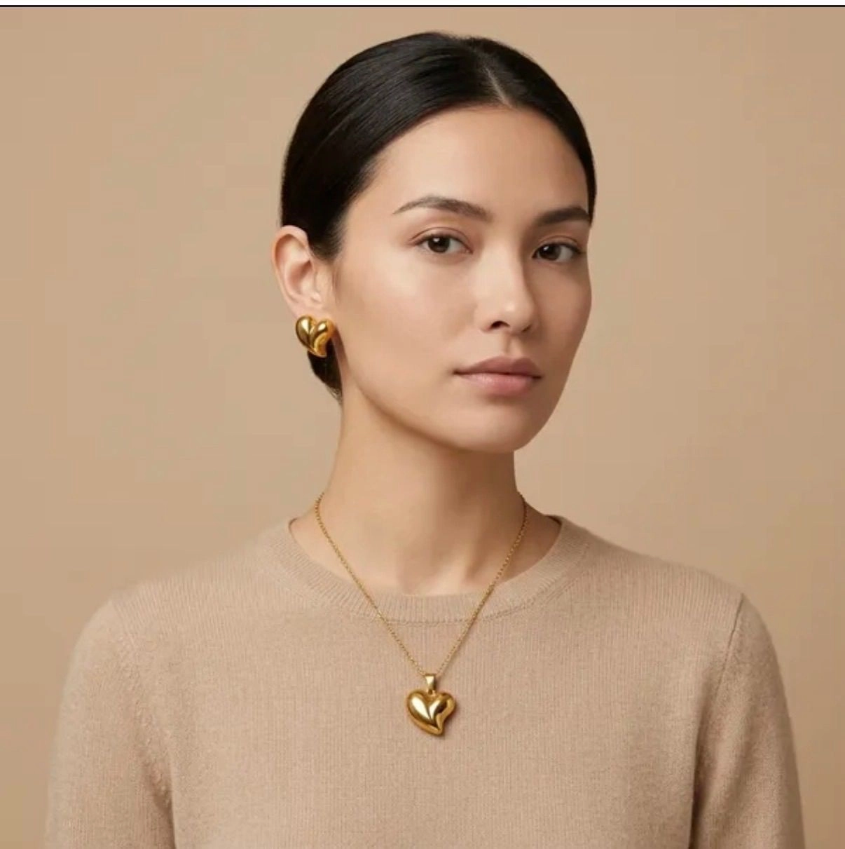 Golden Heart Stud Earrings & Necklace Set 2