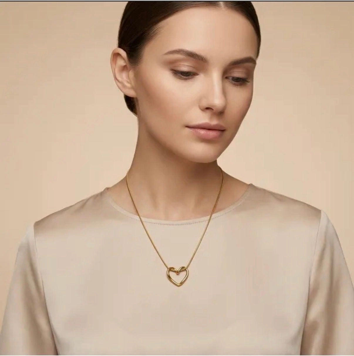 Gold-Tone Heart Pendant Necklace 2
