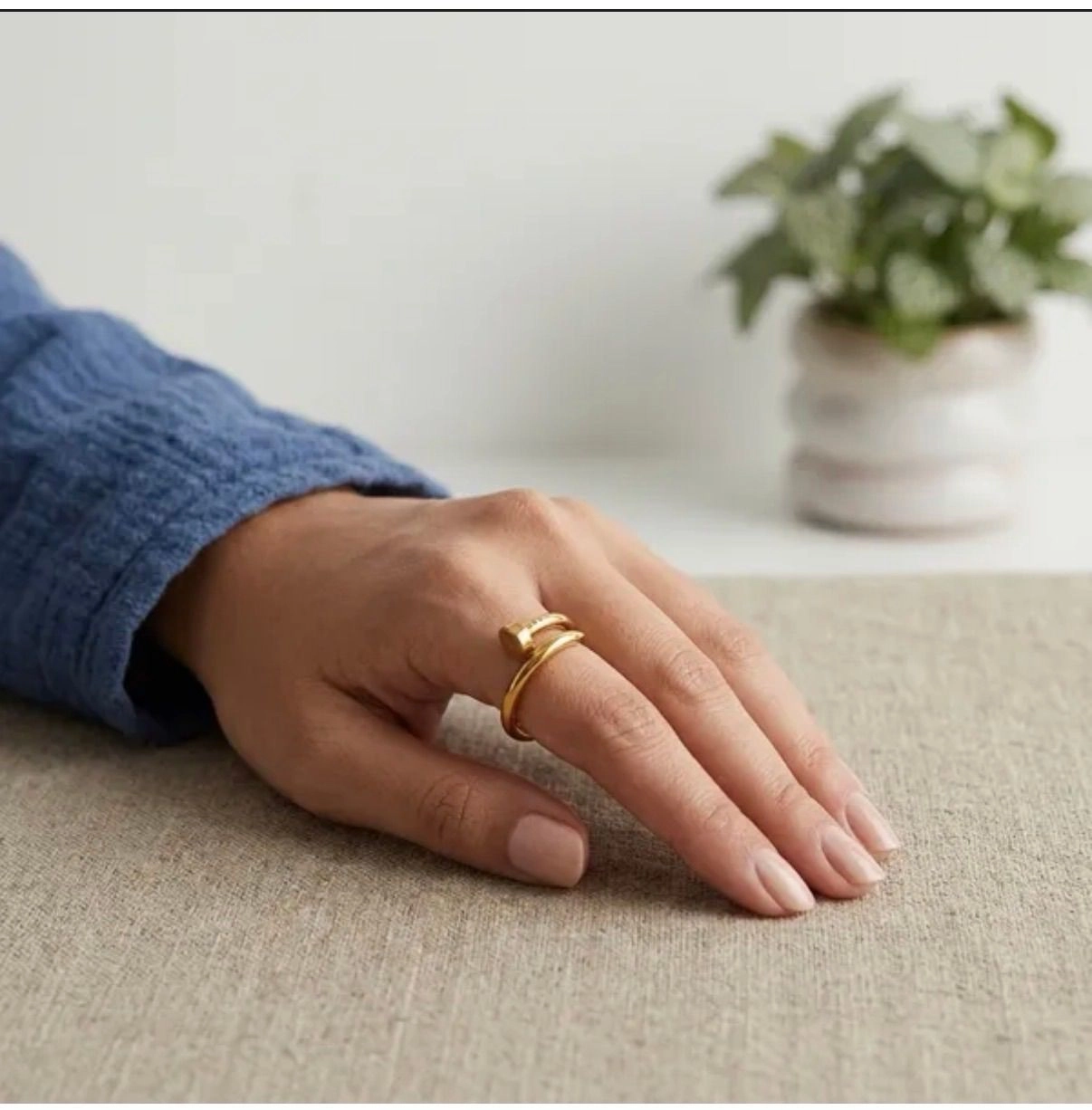 Luna Twist Ring 2