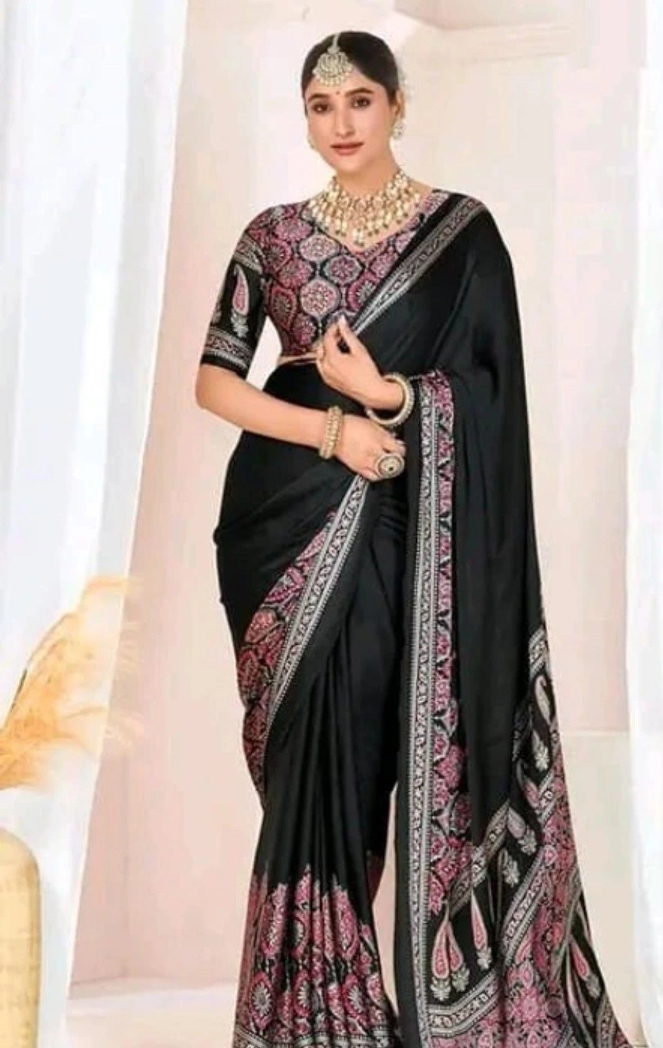 Black saree 5