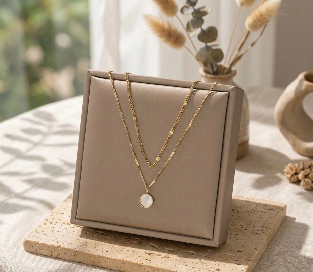 Anti Tarnish Double-layer white shell necklace - Gold 1