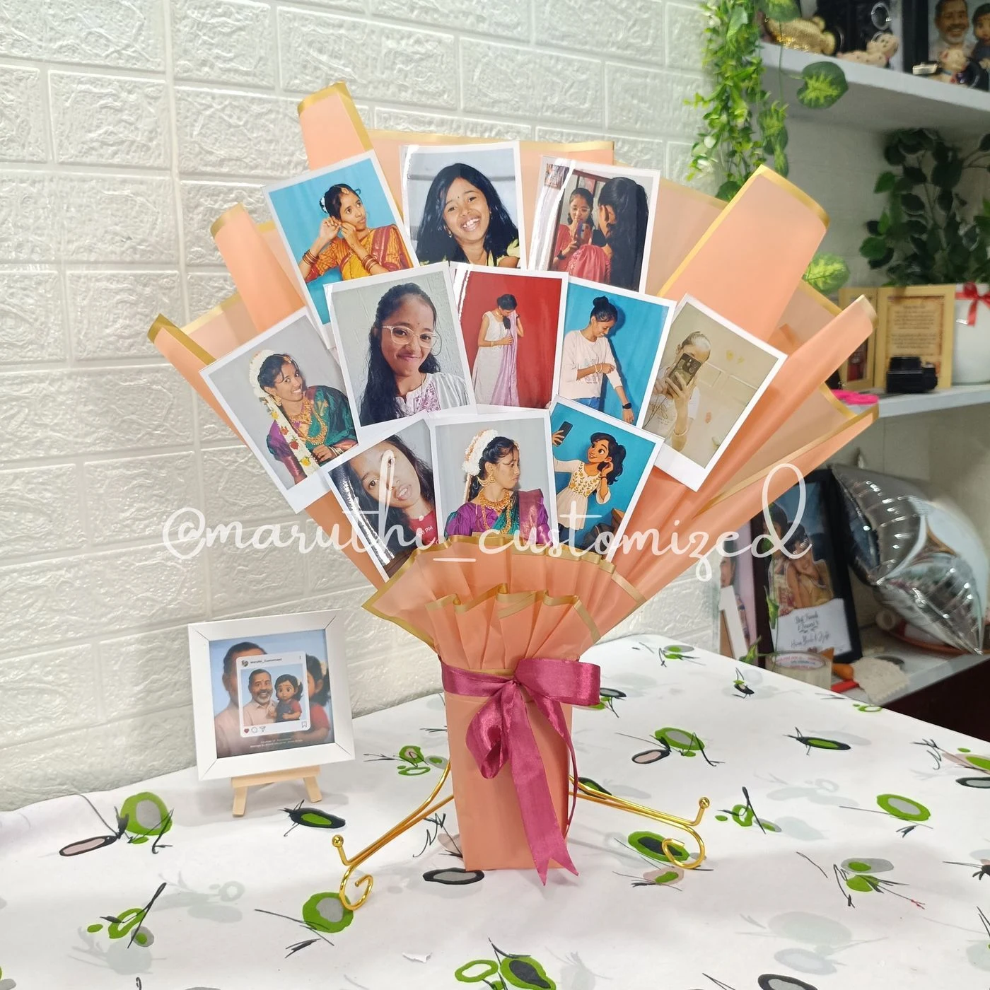Large polaroid Bouquet 1