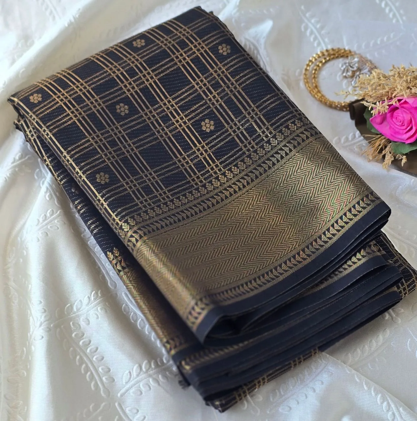 Tissue saree