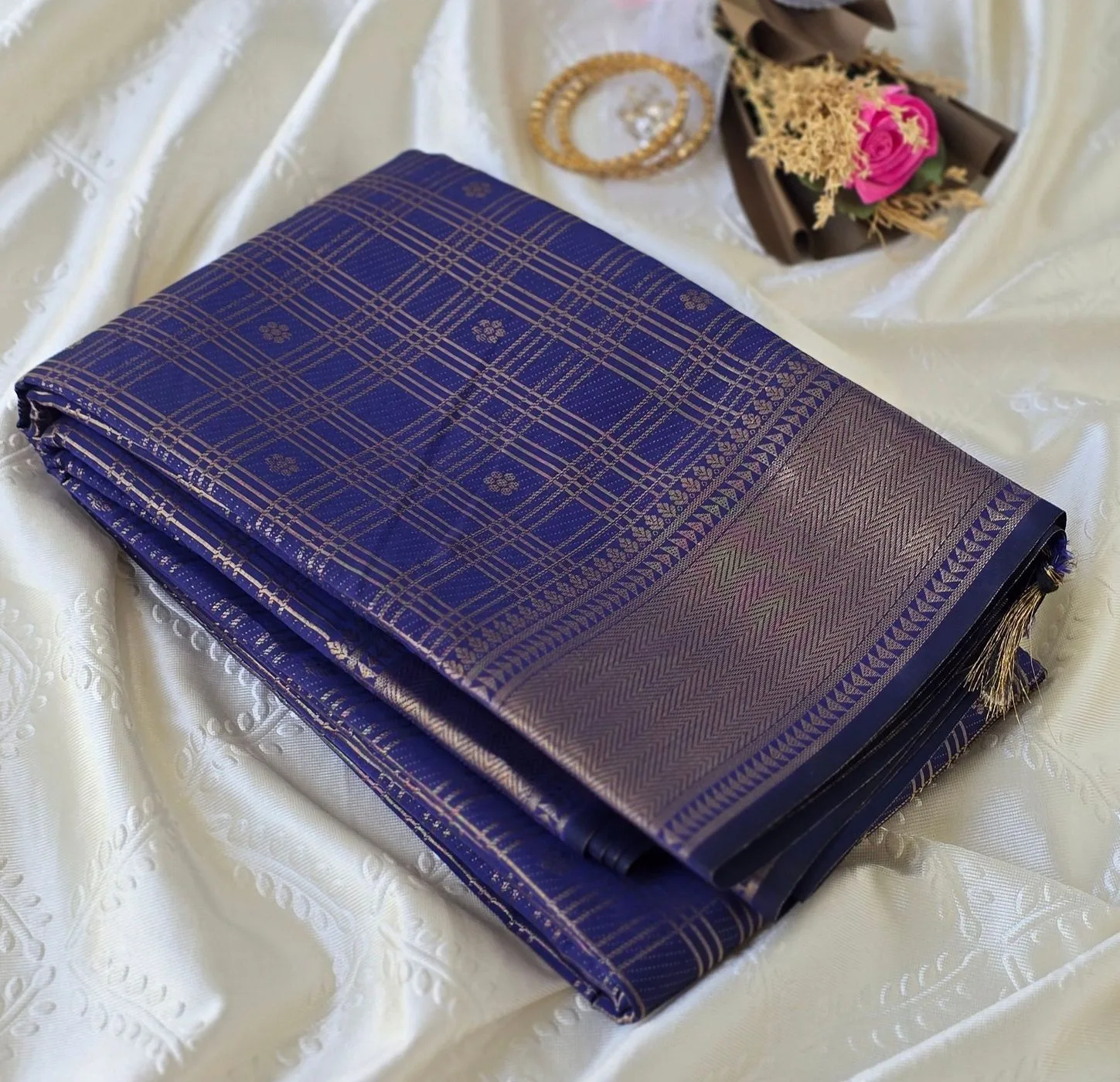 Tissue saree