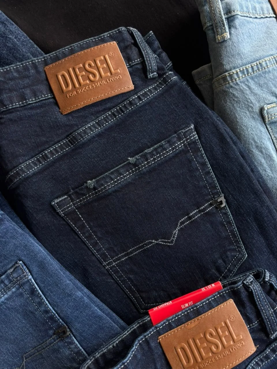 DIESEL DENIM JEANS BOOTCUT WITH BRAND BILL 18