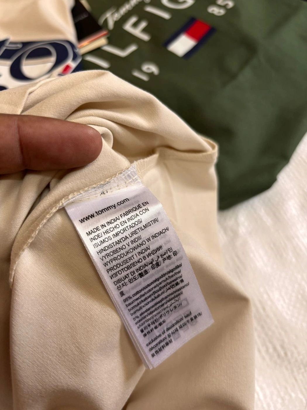 TOMMY HILFIGER TSHIRT FINT-699557 WITH BRAND BILL 5