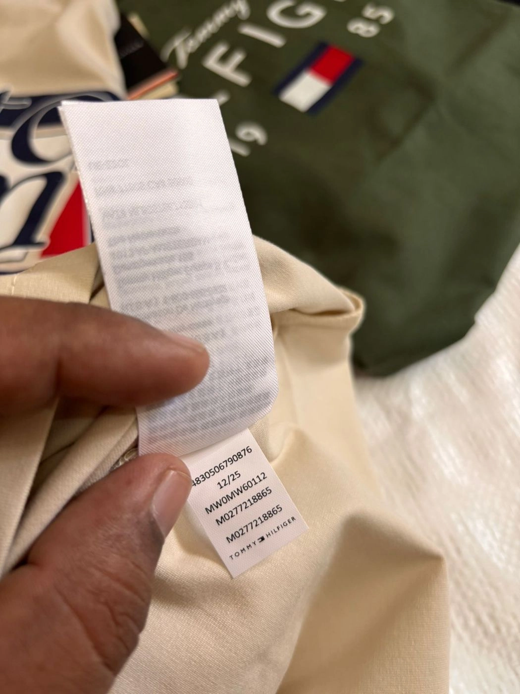 TOMMY HILFIGER TSHIRT FINT-699557 WITH BRAND BILL 7