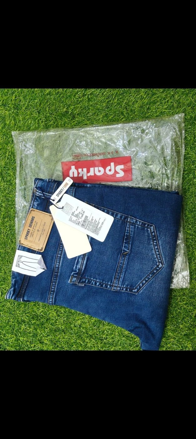 SPARKY STRIGHT FIT JEANS
WITH BRAND BILL 7