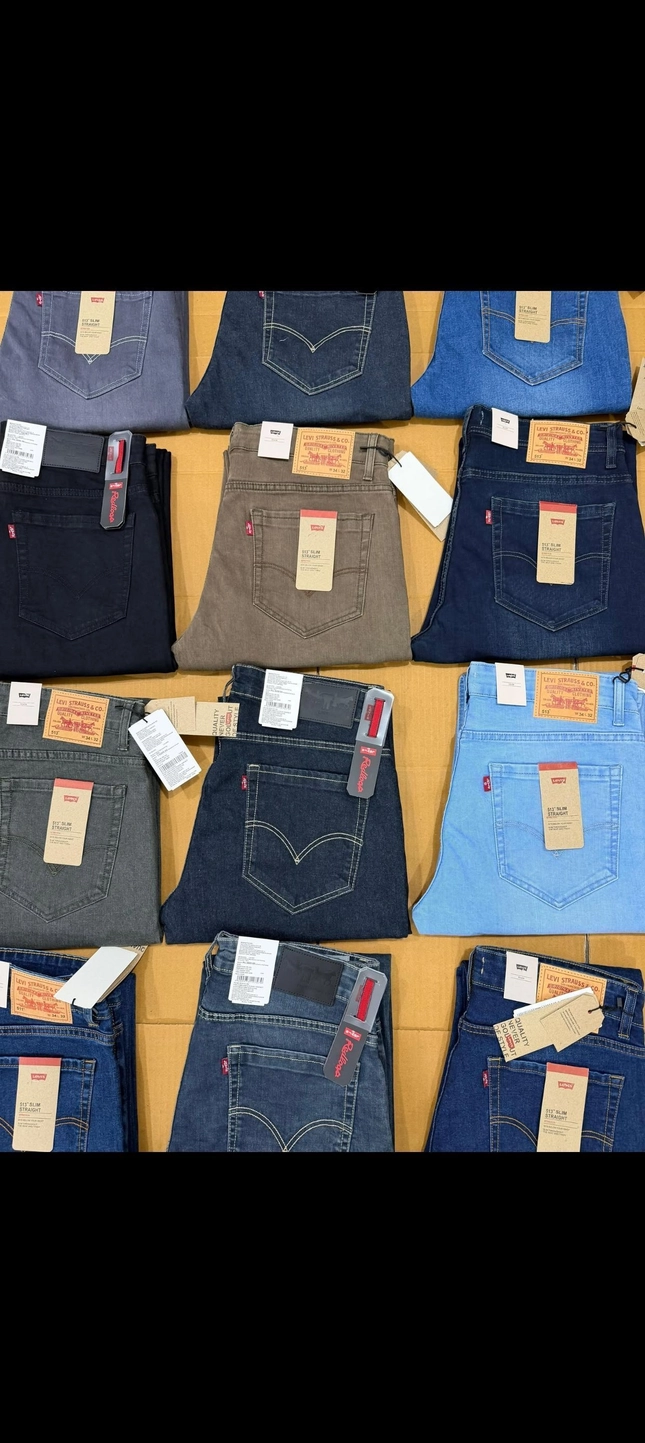 LEVIS RED LOOP DENIM WITH BRAND BILL 5