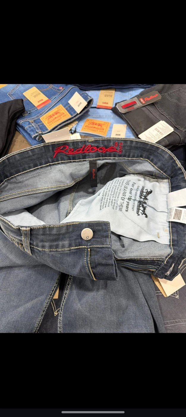 LEVIS RED LOOP DENIM WITH BRAND BILL 7
