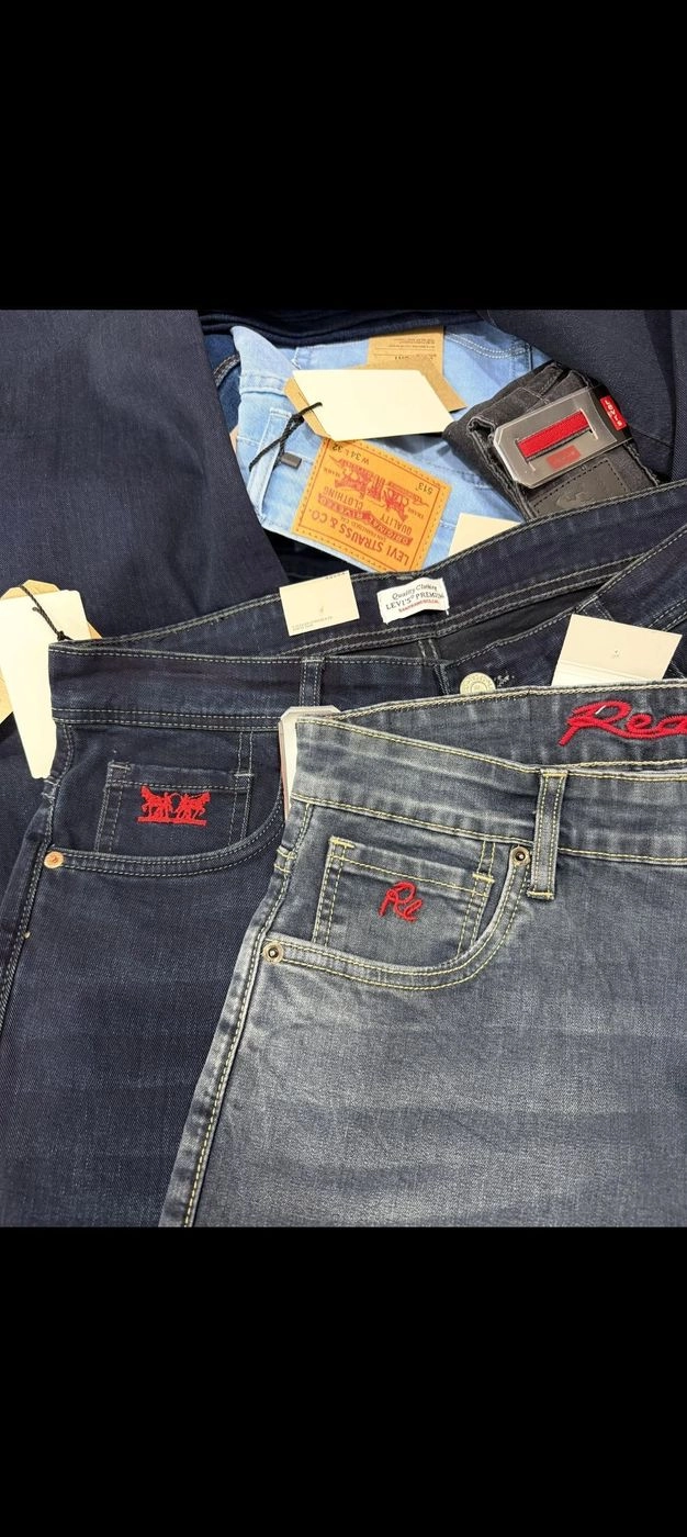 LEVIS RED LOOP DENIM WITH BRAND BILL 9