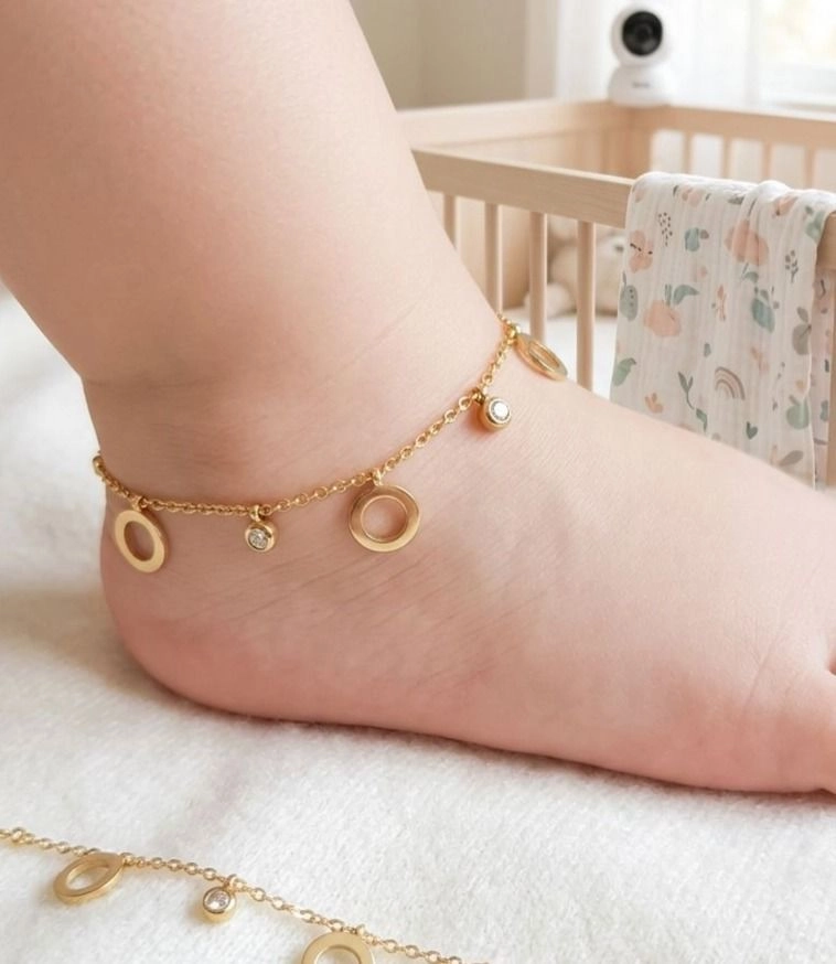 Open circle and stone charm kids Anklets