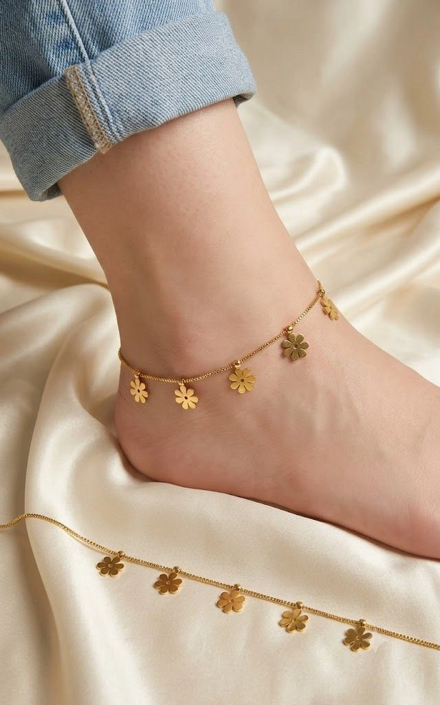 Box chain with flower hanging Adults Anklets