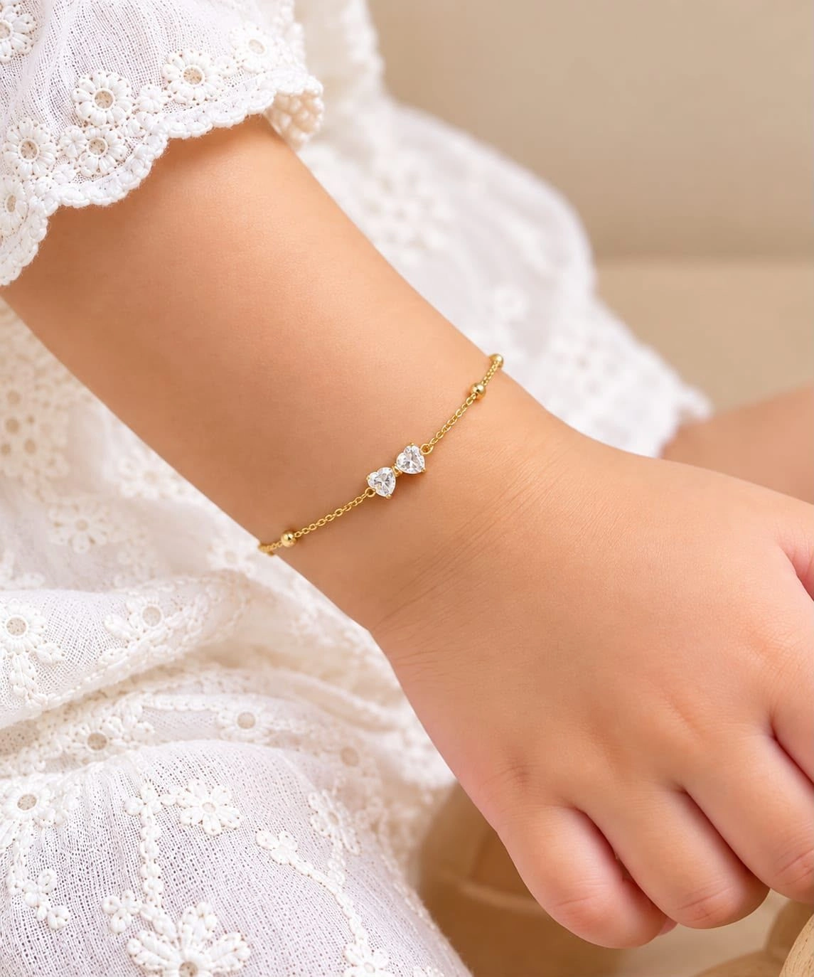 White stone bow bracelet
