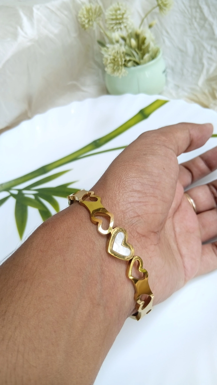 White heart bangle 2