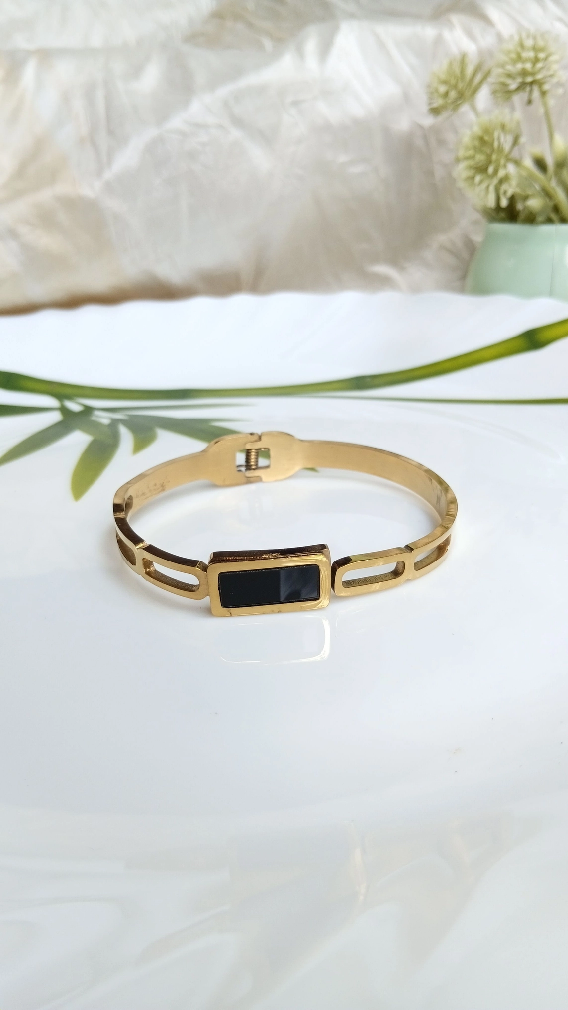 Rectangular bangle 1