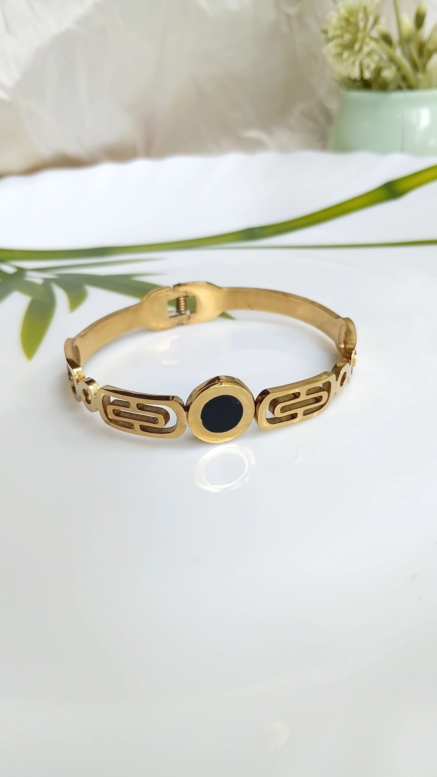 Black circle bangle