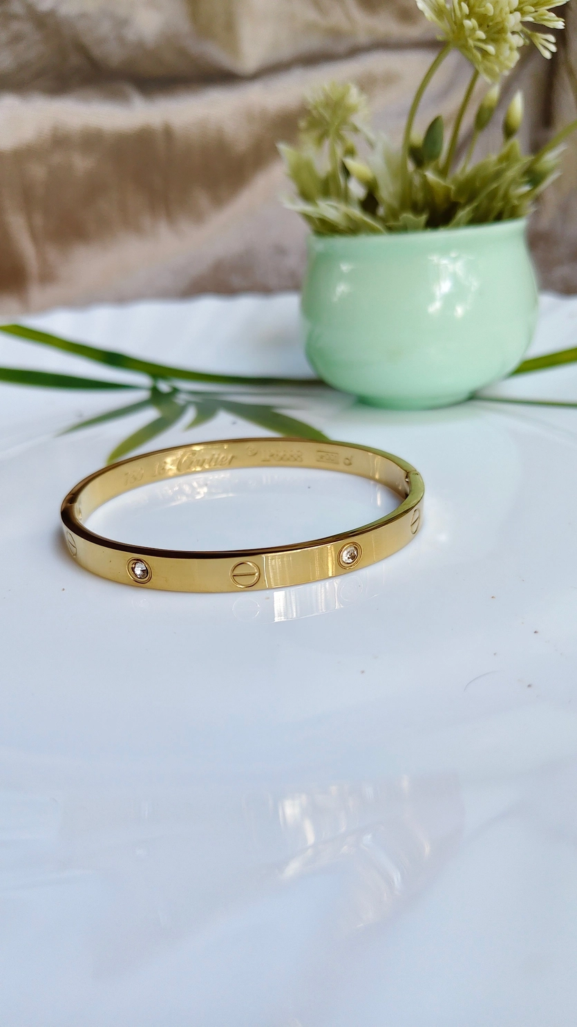 Cartier bangle 1