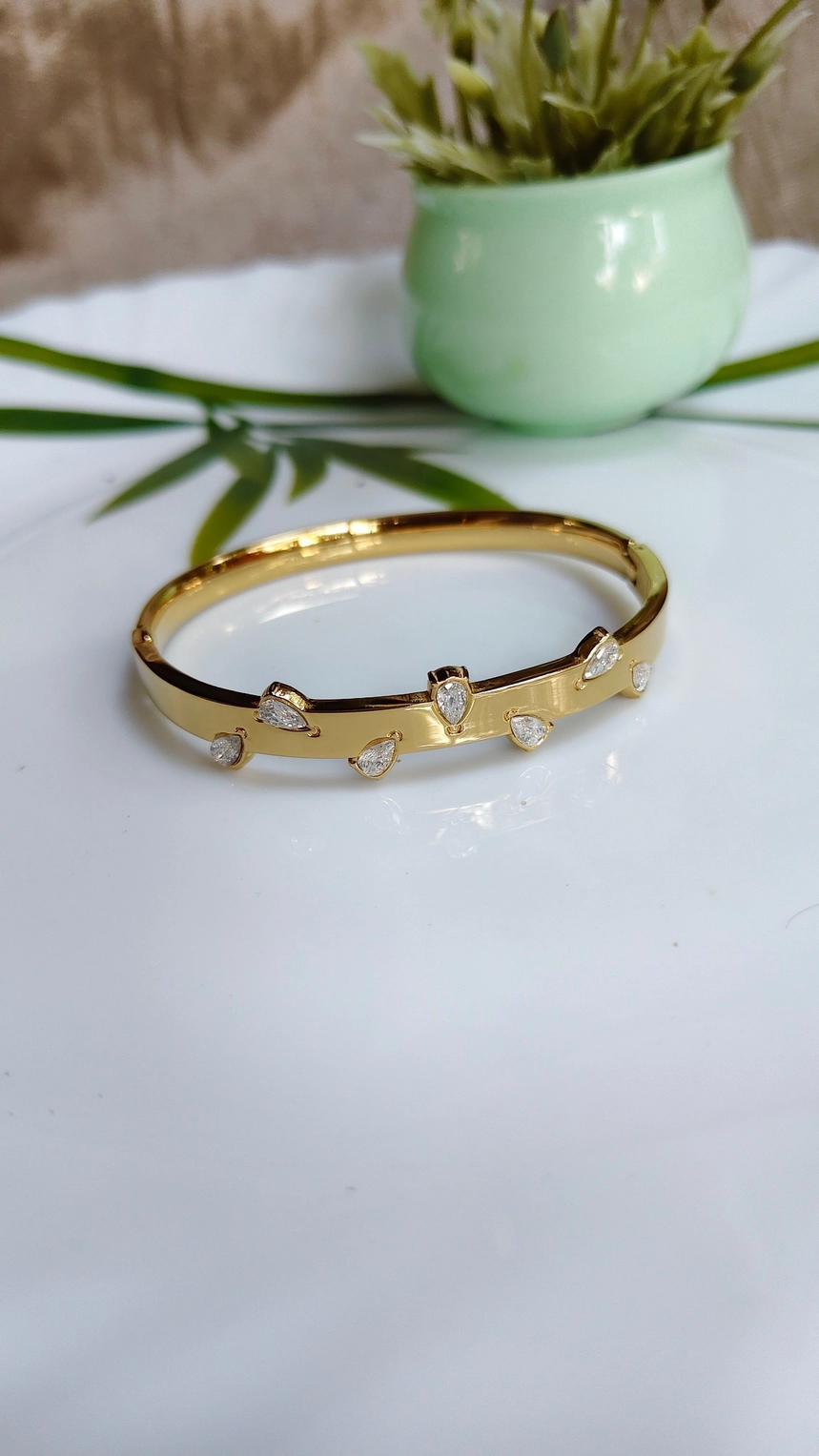 White drop bangle 1