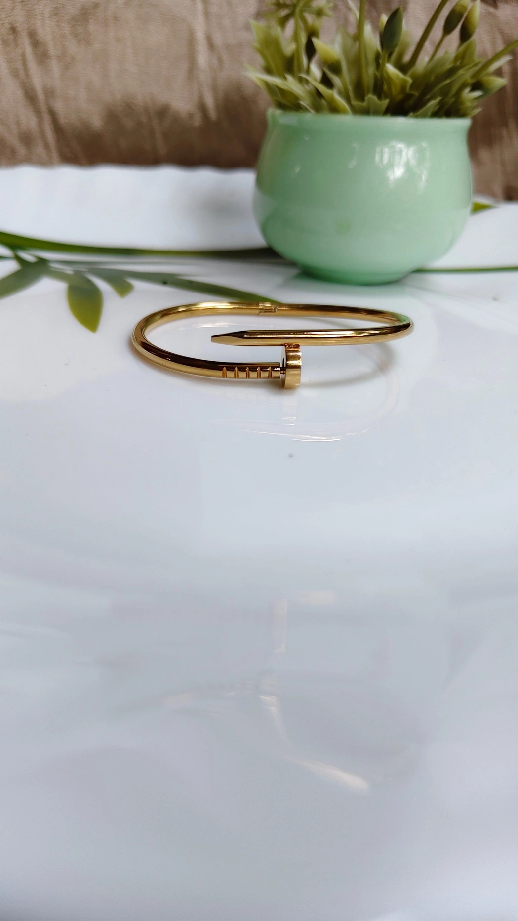 Needle bangle 1